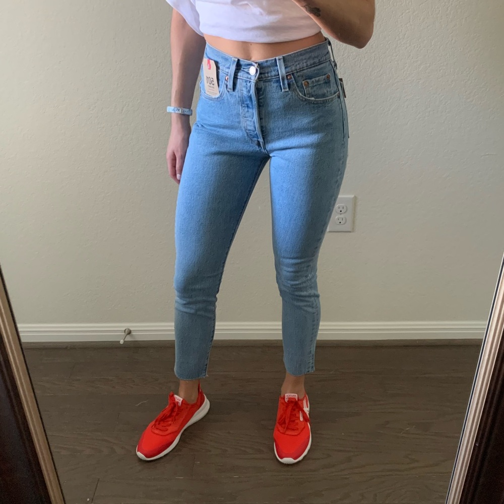 Levi’s 501 high rise skinny jean in tango raw hem - Picture 2 of 16